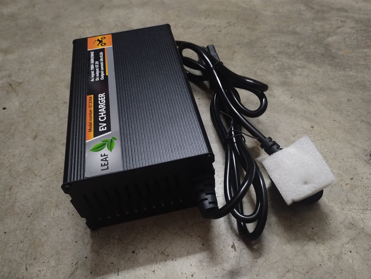 Leaf ebike Lithium Charger 48v 6amp Battery Charger (Output Voltage 54.6V 6 Amp) for (22Ah /24Ah/26Ah/28Ah/30Ah) For Electric Scooters., Pack of 1